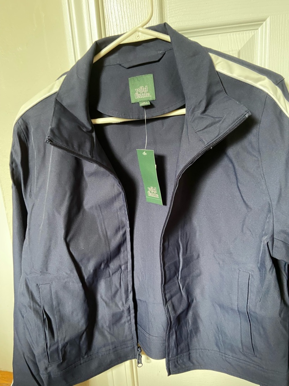 Wild Fable women’s Navy Blue Jacket with White Stripe size M - Picture 9 of 11